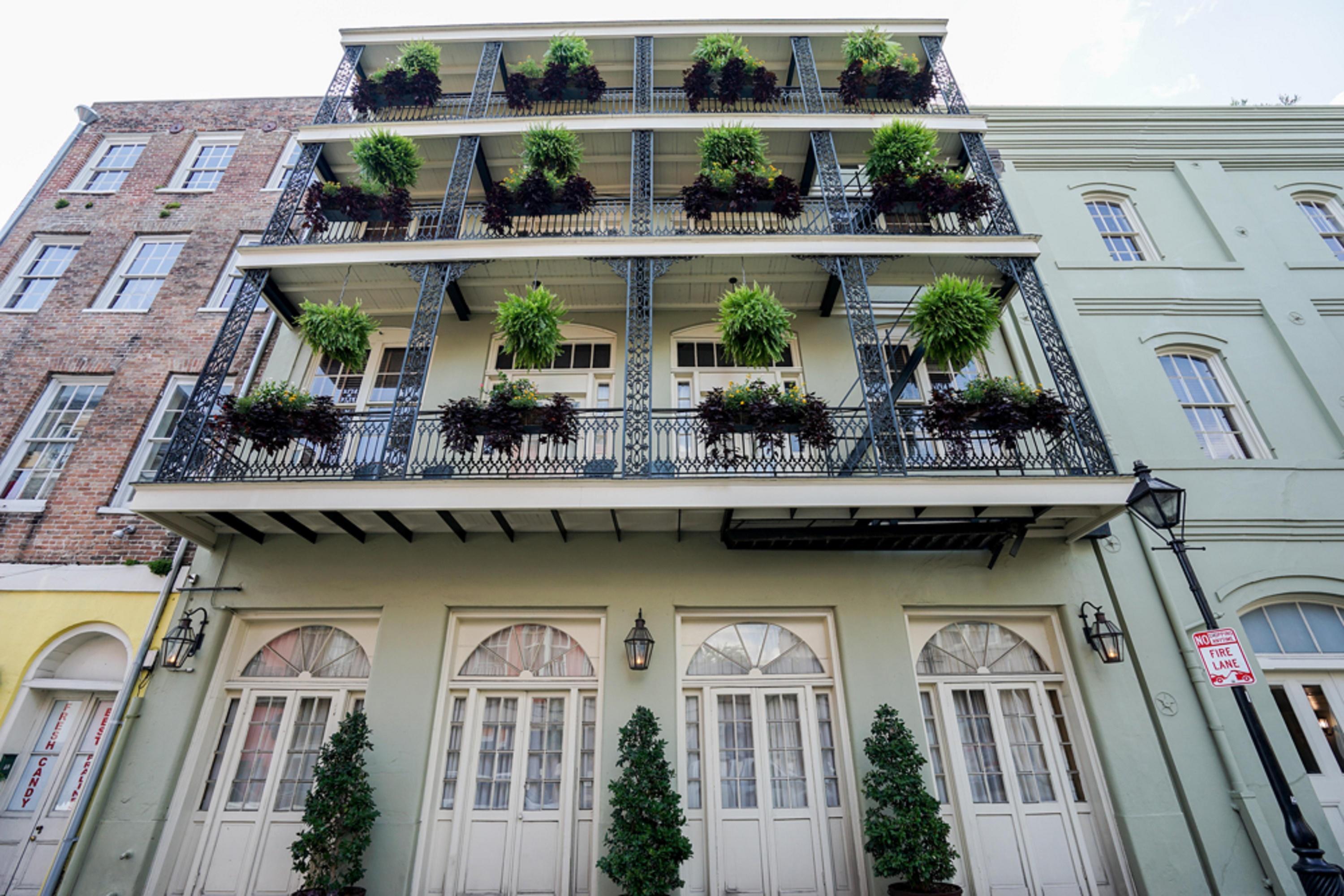 Bienville House Hotel New Orleans Bagian luar foto