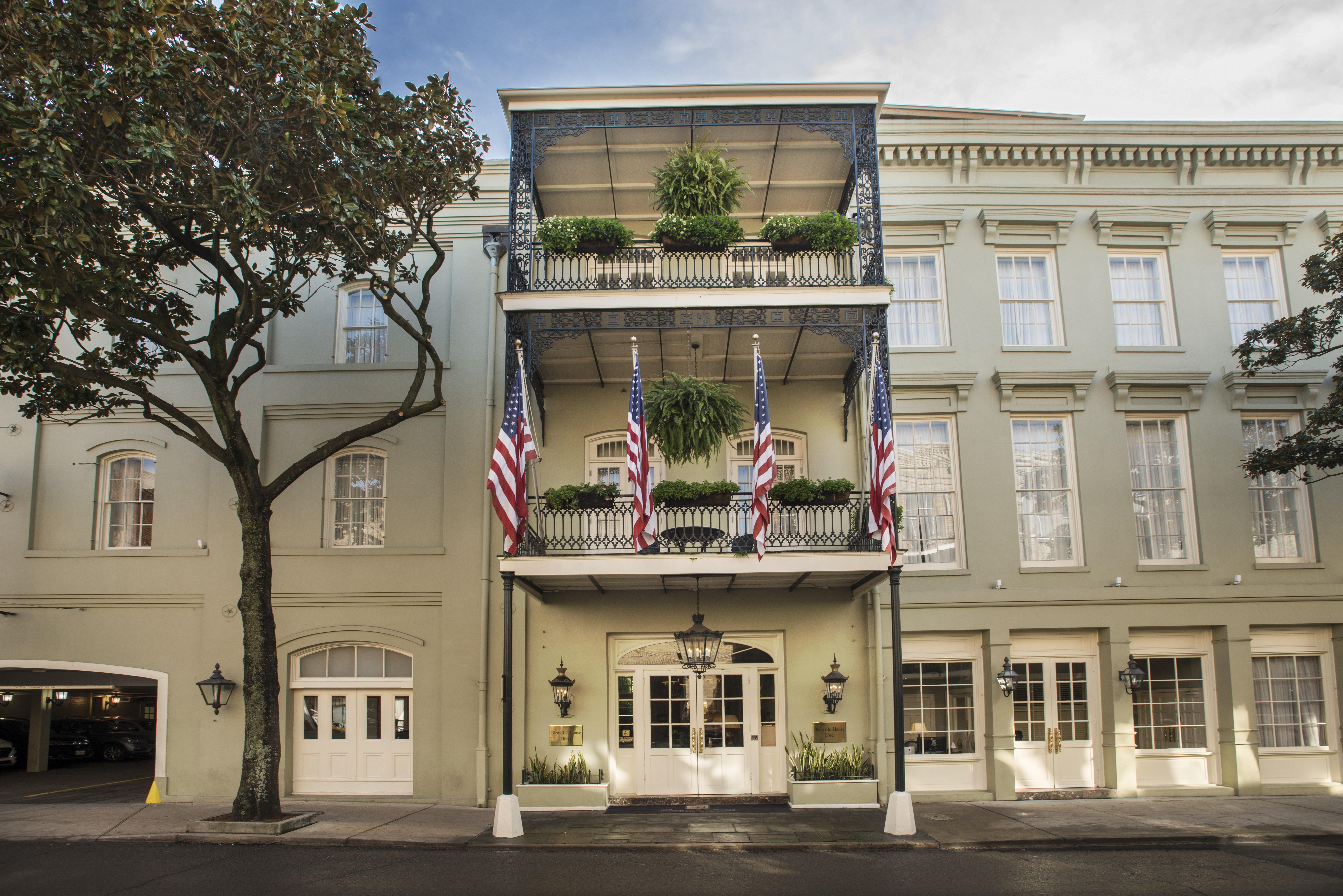 Bienville House Hotel New Orleans Bagian luar foto